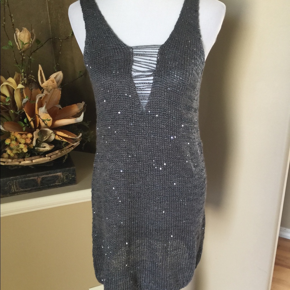 Elegant Gray Knit Dress